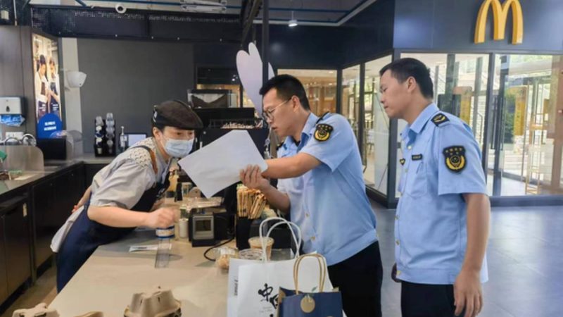 网红糖果加盟店：揭秘加盟成本背后的真相